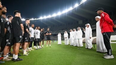 حمدان بن مبارك يشهد تدريبات المنتخب الوطني