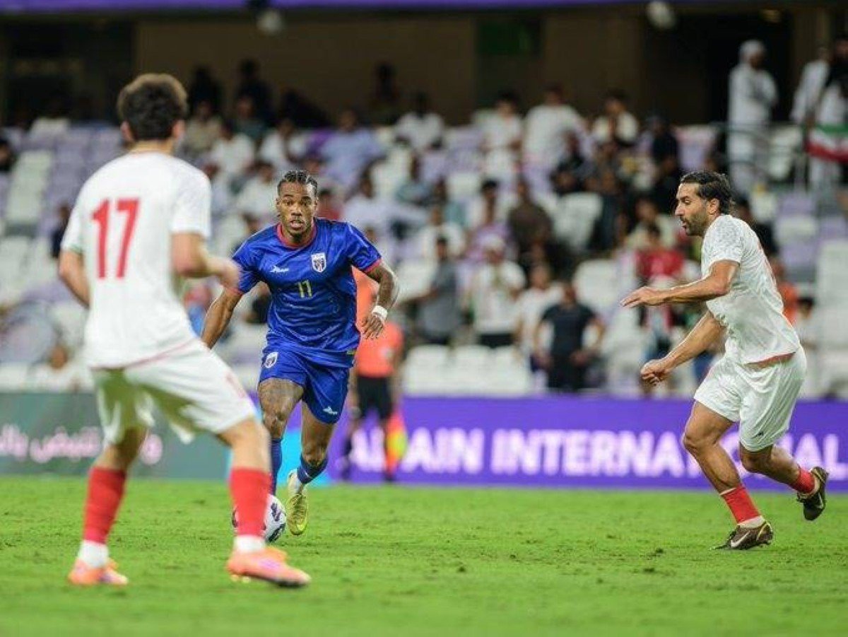 ركلات الترجيح تقود إيران لنهائي كأس العين الدولية 1 ركلات الترجيح تقود إيران لنهائي كأس العين الدولية