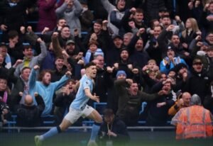 لدغة فودين تنقذ مانشستر سيتي أمام ليدز يونايتد 