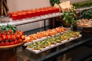 ريكسوس مارينا أبوظبي يقدّم أمسيات عشاء بطابع خاص في مطعم "تيرا ماري"