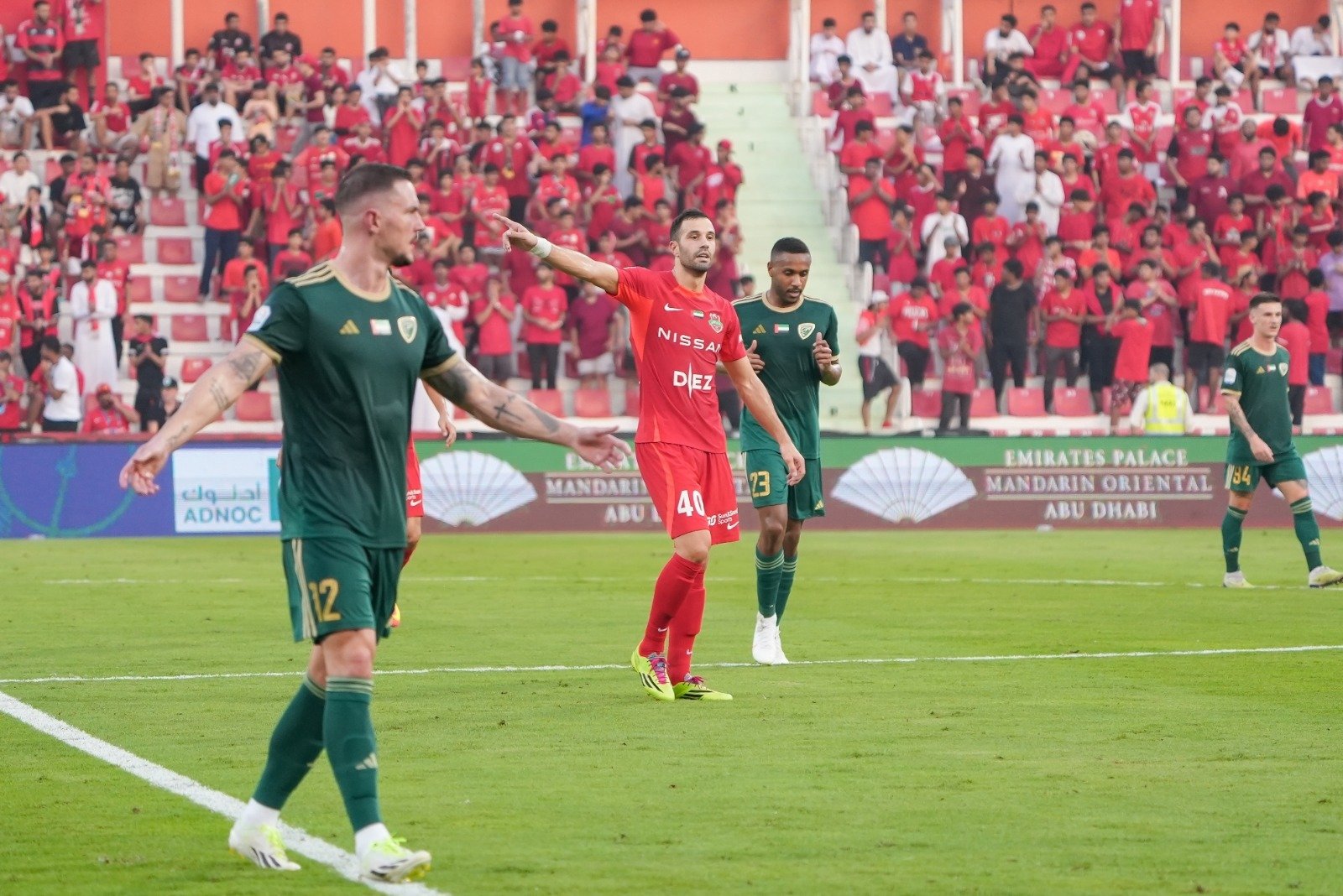 تفوق مرعب يرجح كفة شباب الأهلي أمام خورفكان 1 شباب الأهلي