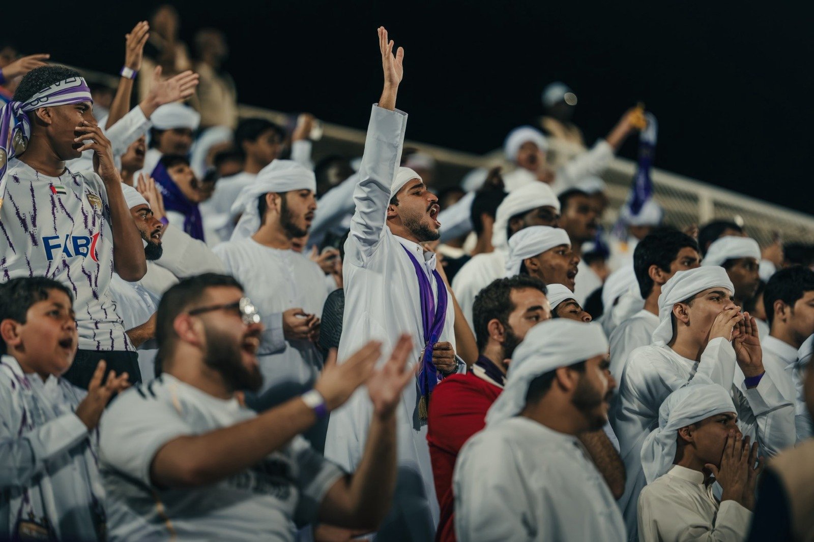 جماهير العين