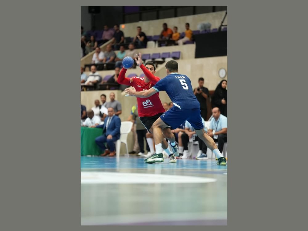 الأهلي يتوج بطلا للسوبر المصري لكرة اليد في العين 1 الأهلي يتوج بطلا للسوبر المصري لكرة اليد في العين