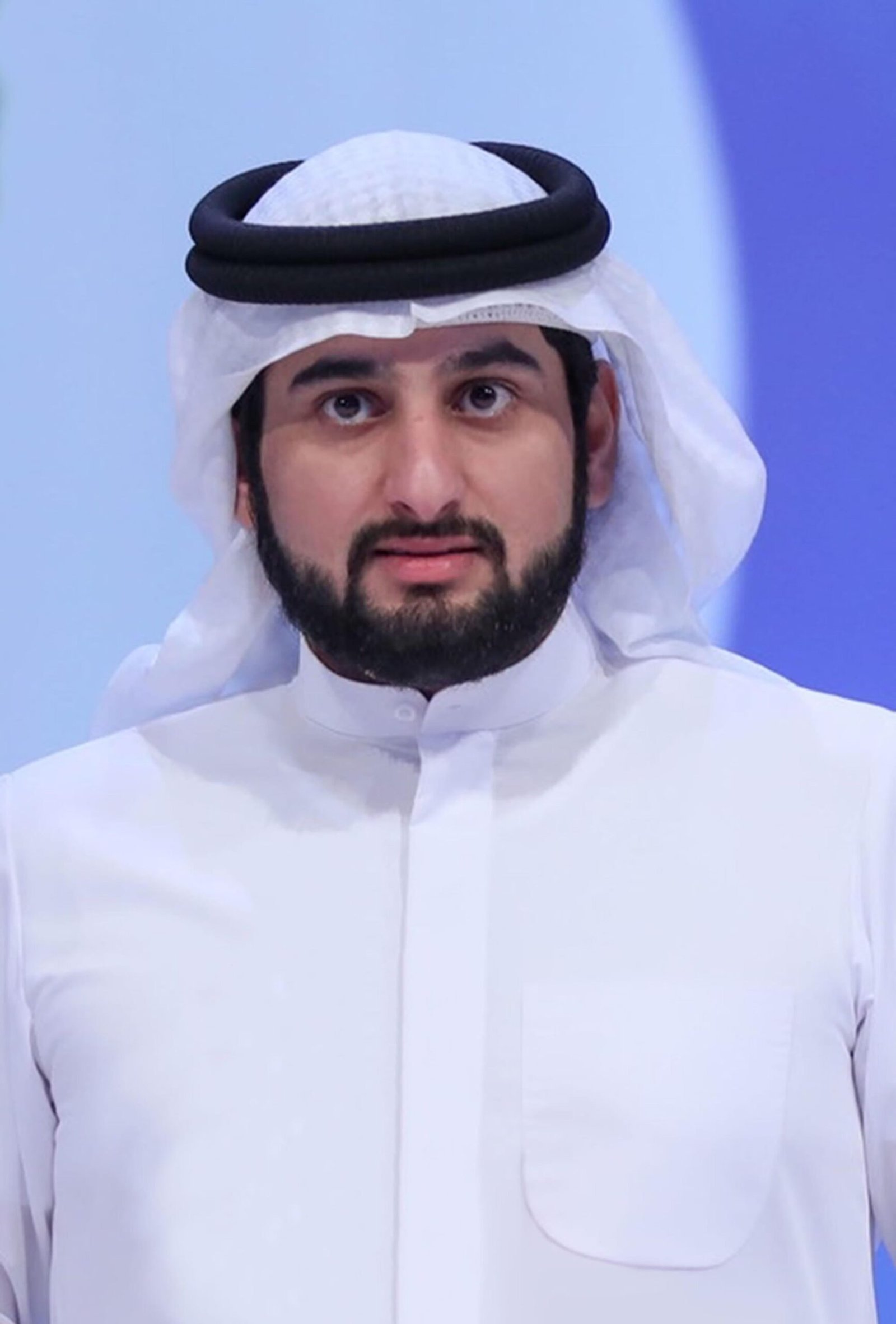 أحمد بن محمد: الاحتفاء بيوم العَلَم تجسيد صادق لروح الاتحاد وتأكيد على ارتباط شعب الإمارات بوطنه وولائه لقيادته 1 أحمد بن محمد: الاحتفاء بيوم العَلَم تجسيد صادق لروح الاتحاد وتأكيد على ارتباط شعب الإمارات بوطنه وولائه لقيادته