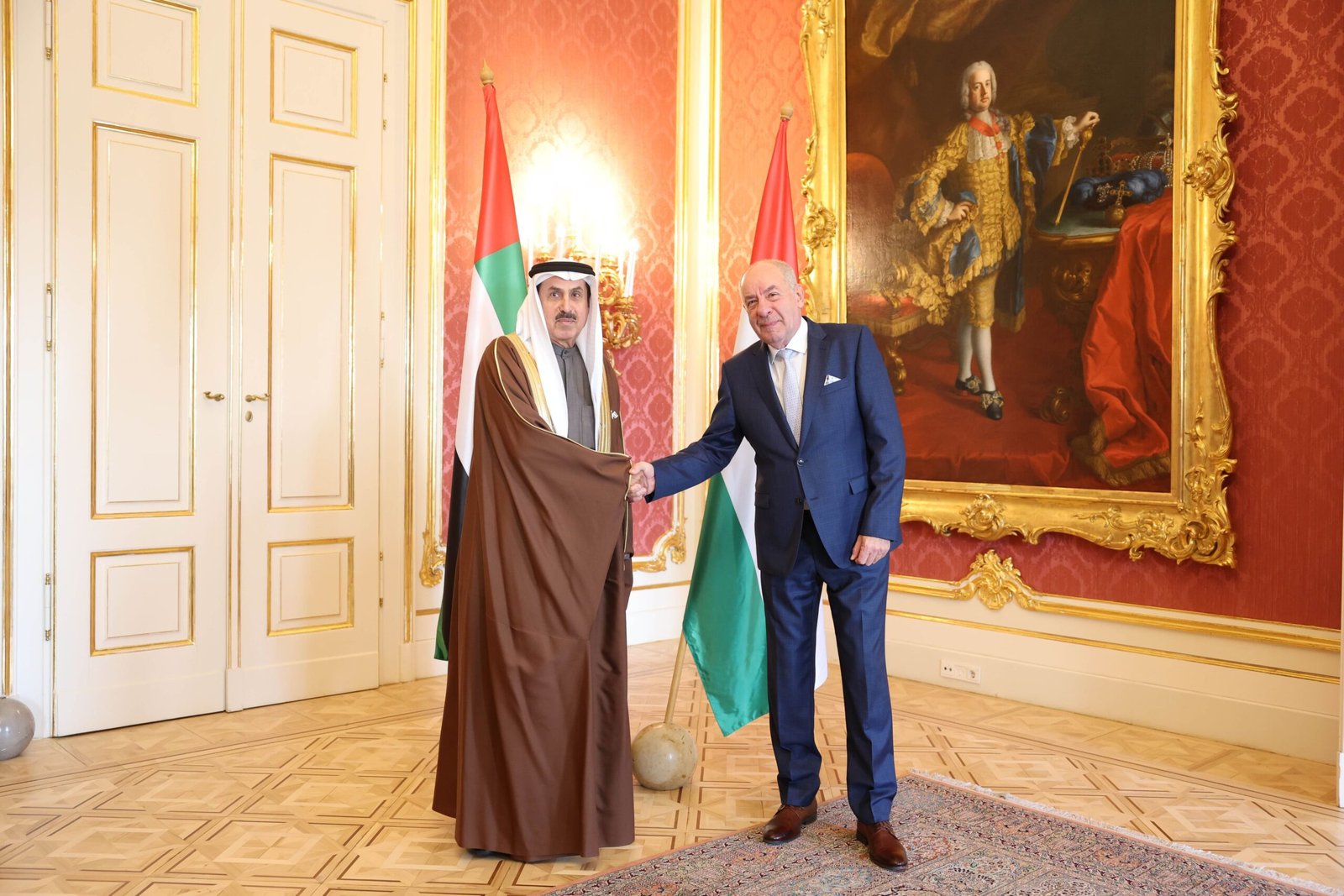 رئيس المجر يستقبل رئيس المجلس الوطني الاتحادي .. ويؤكد الحرص على تعزيز العلاقات الثنائية بين البلدين 1 رئيس المجر يستقبل رئيس المجلس الوطني الاتحادي .. ويؤكد الحرص على تعزيز العلاقات الثنائية بين البلدين