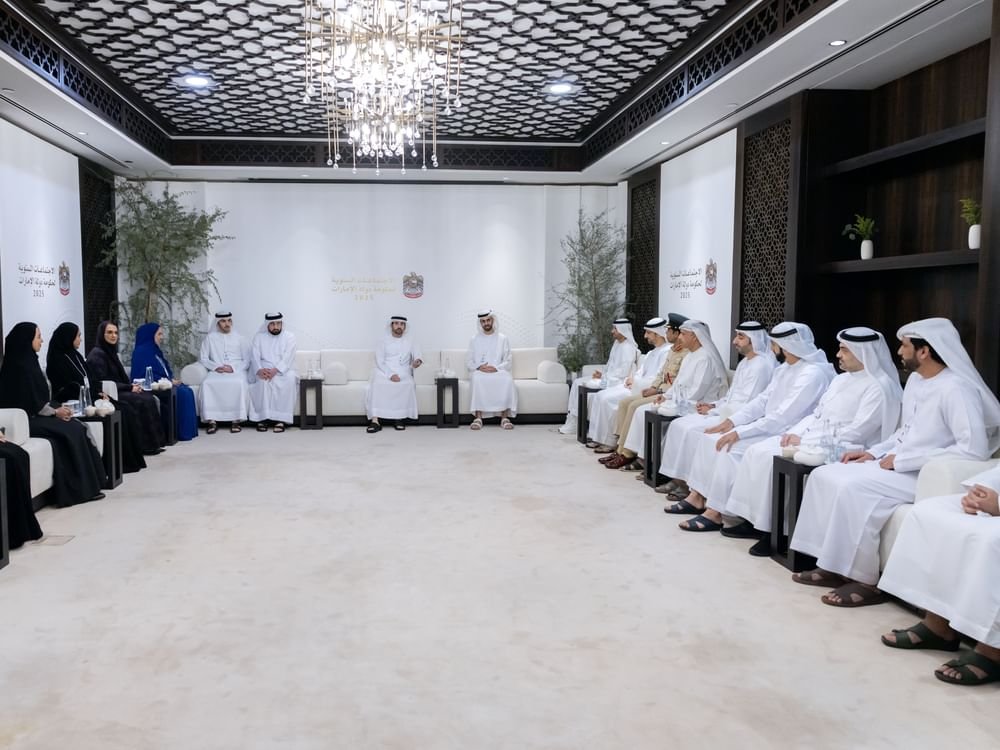 على هامش اجتماعات حكومة الإمارات/حمدان بن محمد يلتقي أكثر من 20 رئيسا تنفيذيا للذكاء الاصطناعي في الجهات الحكومية 1 على هامش اجتماعات حكومة الإمارات/حمدان بن محمد يلتقي أكثر من 20 رئيسا تنفيذيا للذكاء الاصطناعي في الجهات الحكومية