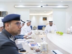 محمد بن حمدان بن زايد يزور مديرية شرطة العين ويطَّلع على سير العمل