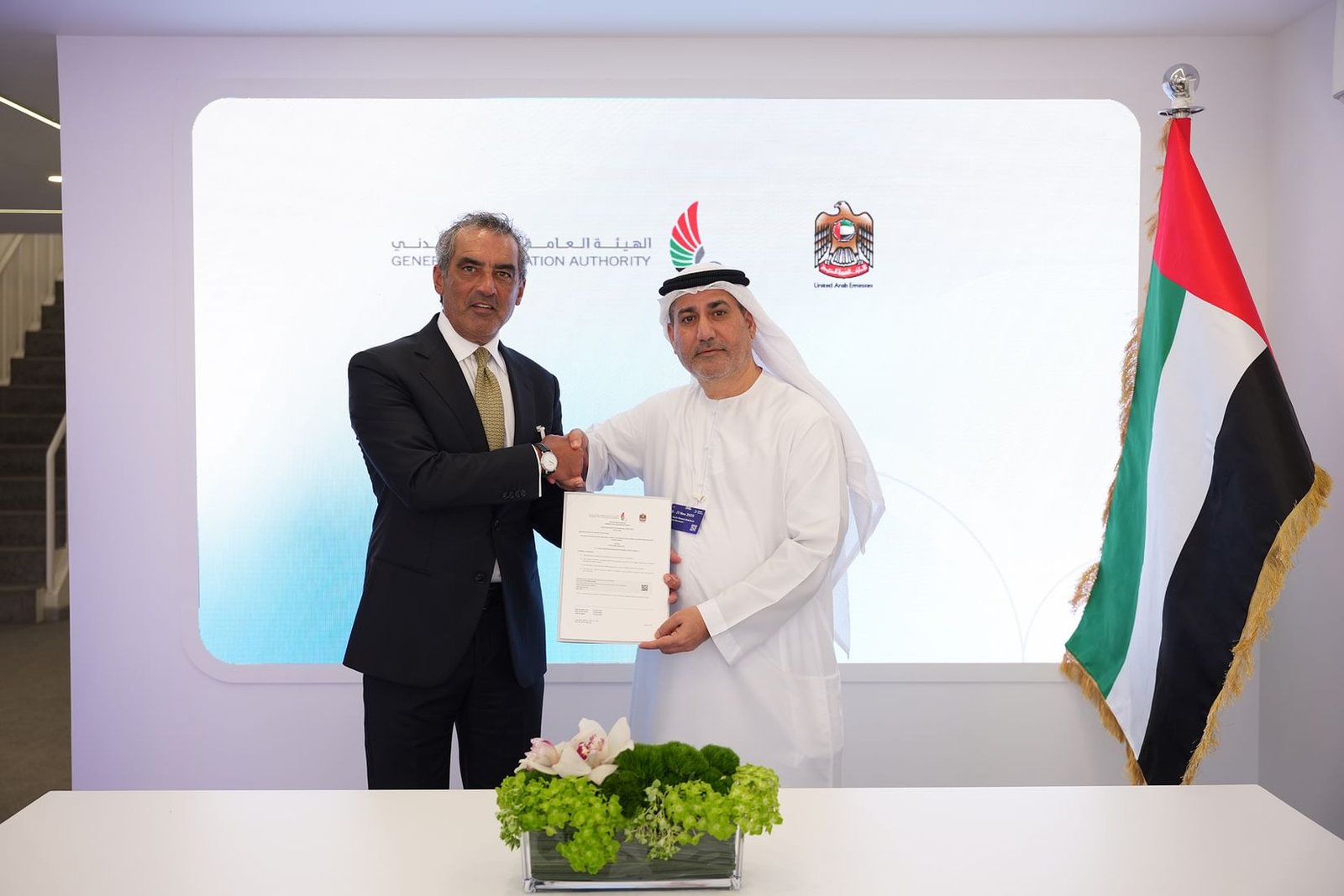 مركز طيران الإمارات الهندسي يحصل على اعتماد لإجراء التعديلات التصميمية الكبرى للطائرات 1 مركز طيران الإمارات الهندسي يحصل على اعتماد لإجراء التعديلات التصميمية الكبرى للطائرات