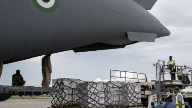 وصول طائرة المساعدات الإنسانية الثامنة إلى سريلانكا ضمن الجسر الجوي الإماراتي