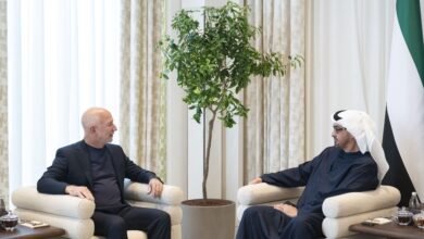 رئيس الدولة يستقبل مؤسس ورئيس مجلس الإدارة التنفيذي لأمازون