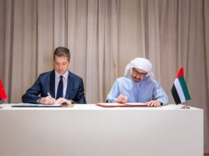 عبدالله بن زايد يستقبل وزير الخارجية الصربي ويوقعان مذكرة تفاهم بشأن المشاورات السياسية بين البلدين