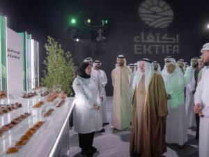 حاكم الشارقة يفتتح مصنع مليحة للألبان