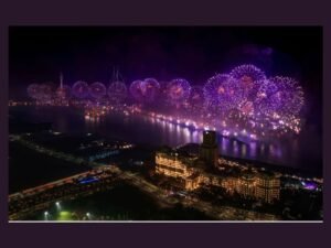 سماء الإمارات تتلألأ بالإبهار وتستقبل 2026 بعروض خيالية