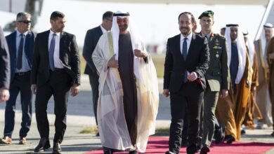 رئيس الدولة يصل قبرص في زيارة رسمية