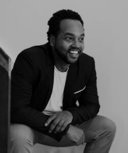 شركة ®INVNT تعيّن James Nicholas Kinney رئيسًا عالميًا لشؤون الذكاء الاصطناعي، مما يُسهم في انطلاق حقبة جديدة من سرد قصص العلامات التجارية المدعوم بالذكاء الاصطناعي.  