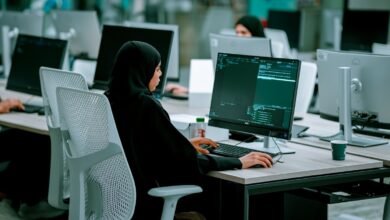 أكاديمية 42 أبوظبي