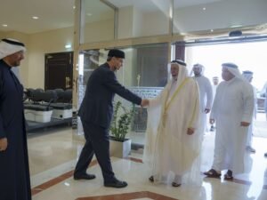 سلطان القاسمي يكرم الفائزين بالدورة الثامنة من جائزة الشارقة للدراسات اللغوية والمعجمية