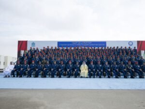 هزاع بن زايد يشهد حفل تخريج كلية خليفة بن زايد الجوية