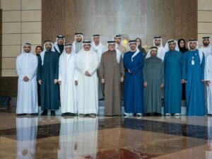 عبدالله بن زايد ووزير الخارجية البحريني يترأسان أعمال اللجنة المشتركة بين البلدين