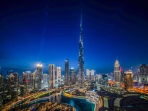 سماء الإمارات تتلألأ بالإبهار وتستقبل 2026 بعروض خيالية