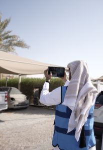 دائرة البلديات والنقل ممثلة ببلدية مدينة أبوظبي توعي أفراد المجتمع بأهمية صيانة مظلات السيارات حفاظاً على المظهر العام 2 دائرة البلديات والنقل ممثلة ببلدية مدينة أبوظبي توعي أفراد المجتمع بأهمية صيانة مظلات السيارات حفاظاً على المظهر العام