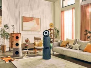 تنفسوا بسهولة في منازلكم مع الفلتر الخاص بالحيوانات الأليفة في جهاز تنقية الهواء LG AERO ALPHA الذي يتخلص من وبر الحيوانات الأليفة والروائح الكريهة لحياة أكثر انتعاشاً 