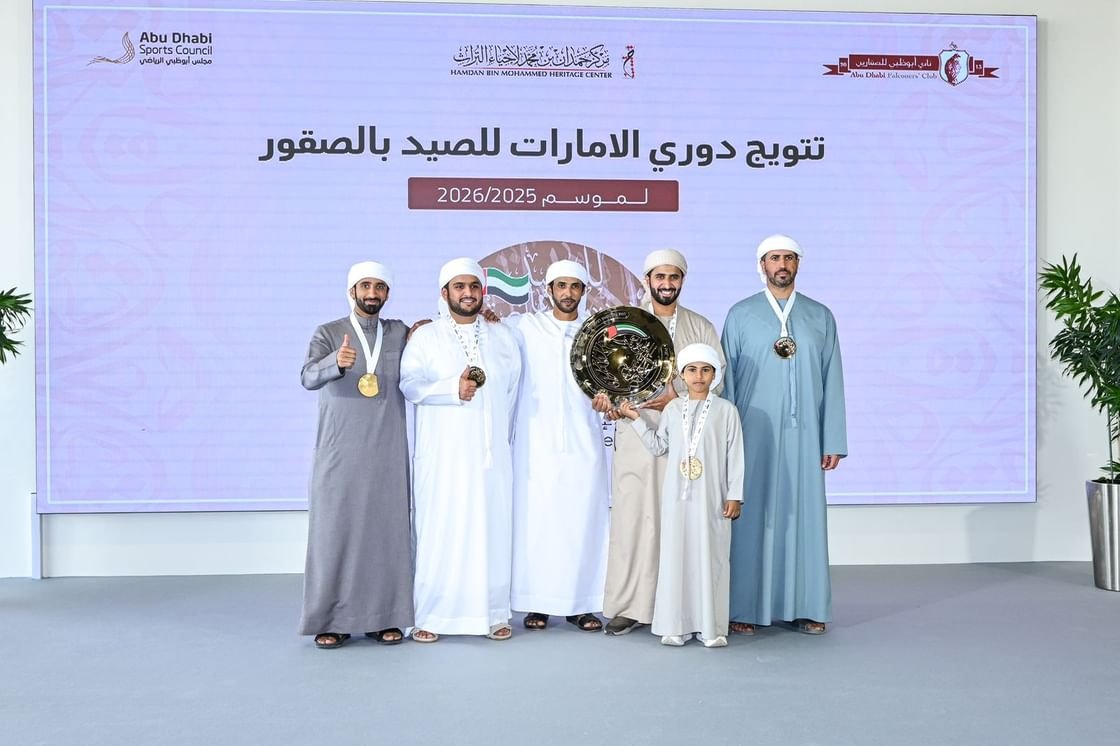 فريق دبي بطلا لدوري الإمارات للصيد بالصقور للموسم الثالث على التوالي 1 فريق دبي بطلا لدوري الإمارات للصيد بالصقور للموسم الثالث على التوالي