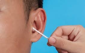 خطوات بسيطة للعناية بصحة الأذن