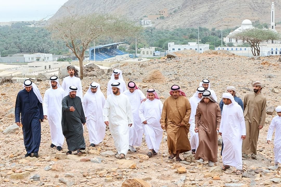 ولي عهد رأس الخيمة يزور المناطق الشمالية في الإمارة ويتفقد احتياجات الأهالي 1 ولي عهد رأس الخيمة يزور المناطق الشمالية في الإمارة ويتفقد احتياجات الأهالي