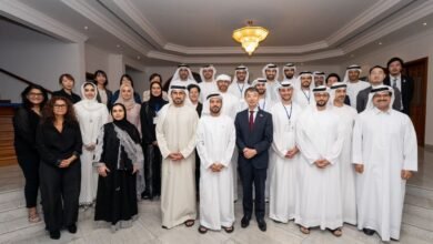 وفد منتسبي برنامج محمد بن راشد لإعداد القادة يلتقي القنصل العام الياباني