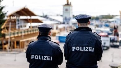 السلحفاة الهاربة و المخبأ السري .. أغرب المواقف الطريفة التي واجهت الشرطة الألمانية في 2025 4 السلحفاة الهاربة و المخبأ السري .. أغرب المواقف الطريفة التي واجهت الشرطة الألمانية في 2025