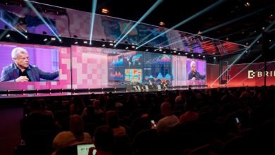 قادة الإعلام في " بريدج": الذكاء الاصطناعي والمنصات الرقمية يعيدان تشكيل مستقبل الإعلام