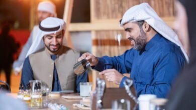 "مهرجان الشارقة للآداب"