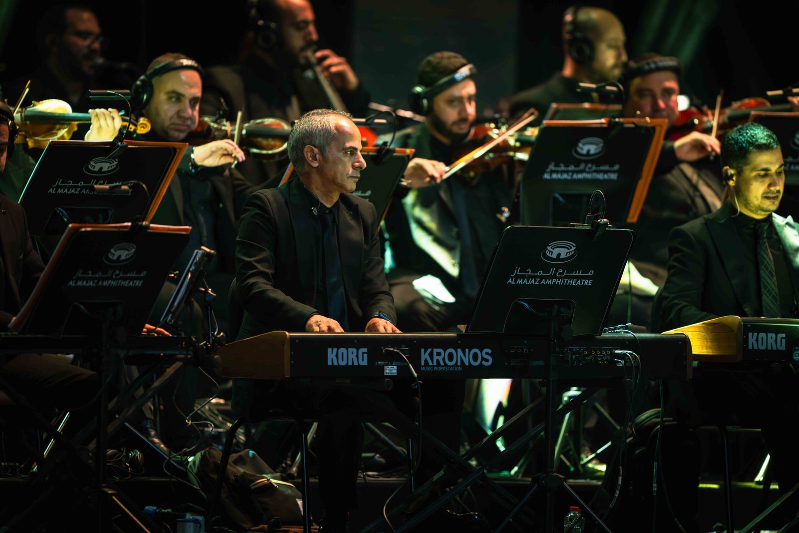 تامر عاشور ووائل جسار يشعلان مسرح المجاز بباقة من روائع الطرب 1 تامر عاشور ووائل جسار يشعلان مسرح المجاز بباقة من روائع الطرب