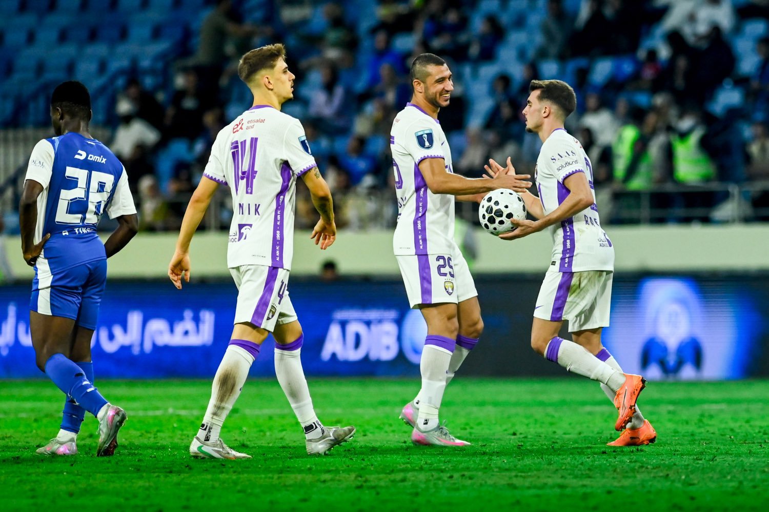 العين يضرب النصر بثلاثية في كأس مصرف أبوظبي الإسلامي 1 العين يضرب النصر بثلاثية في كأس مصرف أبوظبي الإسلامي