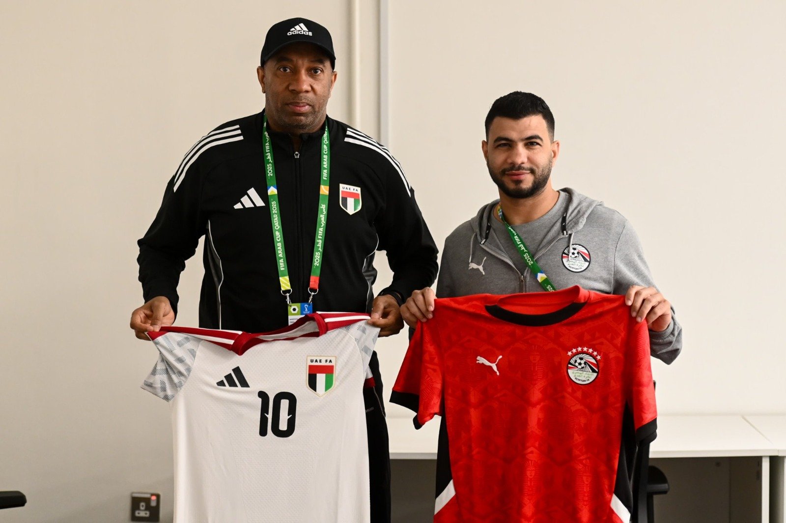 منتخبنا الوطني بالقميص الأبيض أمام مصر 1 منتخبنا الوطني بالقميص الأبيض أمام مصر