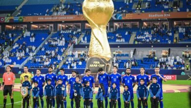 سلطان العنزي يعتذر بعد طرده أمام الإمارات