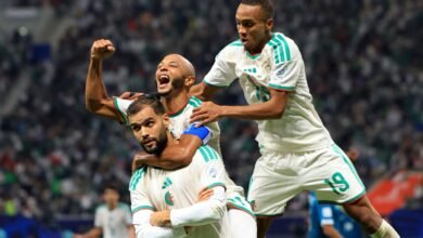 الجزائر تروض أسود العراق بثنائية نظيفة