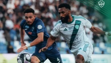 الفتح يعاقب أهلي جدة بثنائية لاتينية