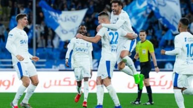 الهلال يلاحق النصر بتجاوز عقبة الخلود