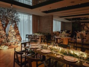 فندق وأجنحة ريكسوس النخلة دبي يحتفي بموسم الأعياد بفعاليات باهرة وتجارب فاخرة على شاطئ نخلة جميرا