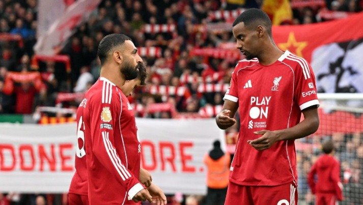 كاراجر بعد إصابة إيزاك: صلاح لن يغادر ليفربول 1 ليفربول