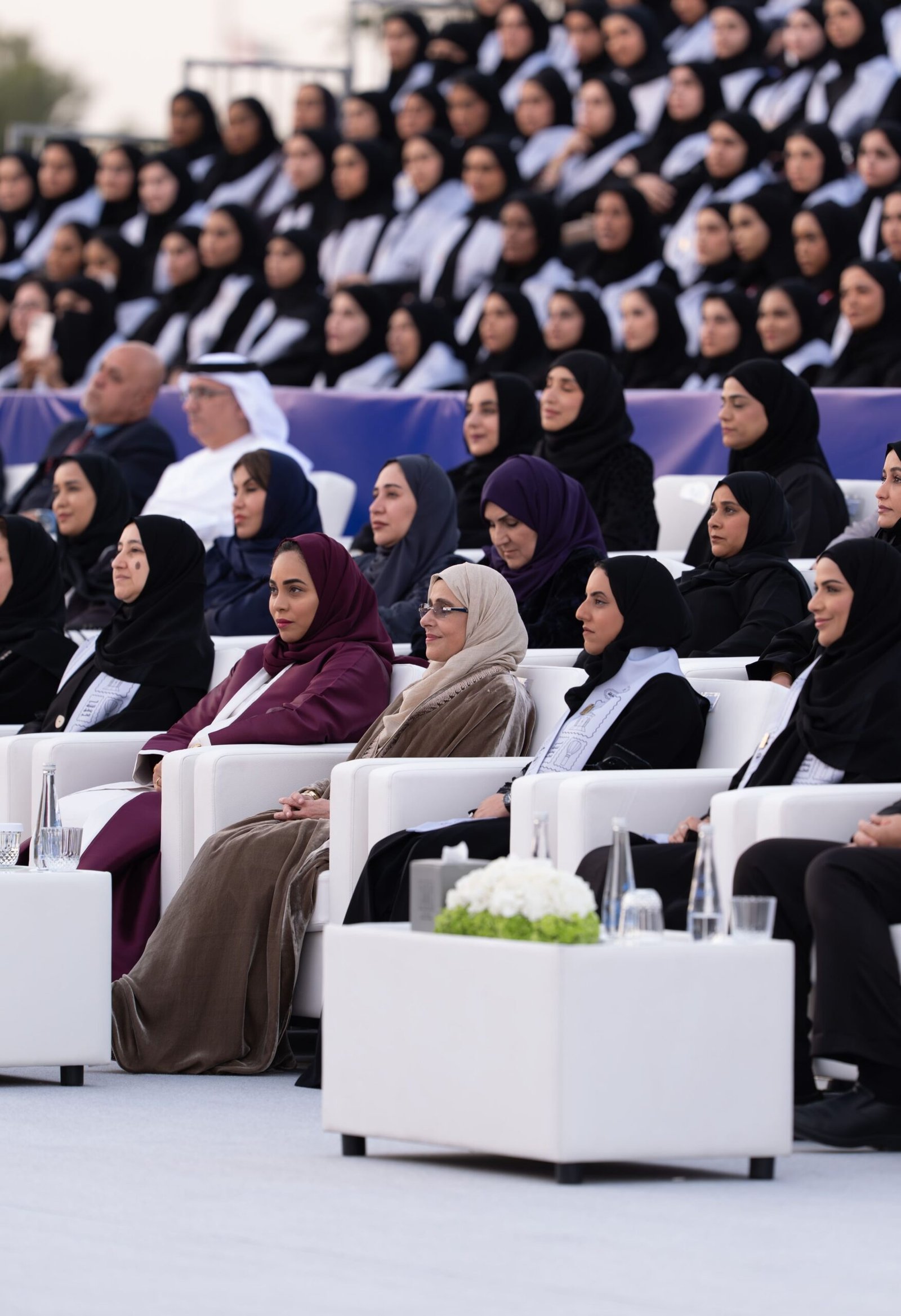 جواهر القاسمي تشهد حفل "من هنا البداية" 1 جواهر القاسمي تشهد حفل "من هنا البداية"