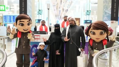 "مطارات دبي" تستقبل المسافرين بختم يحمل شعار "زايد وراشد"