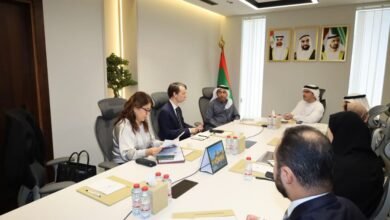 "الطاقة والبنية التحتية" و"طيران الإمارات" تبحثان مستقبل وقود الطيران المستدام