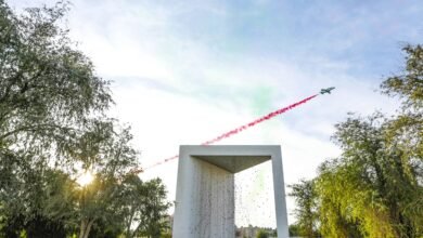 صرح زايد المؤسس يحتفي بعيد الاتحاد الـ54