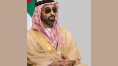 طحنون بن زايد يلتقي مدير مكتب التحقيقات الفيدرالي الأمريكي