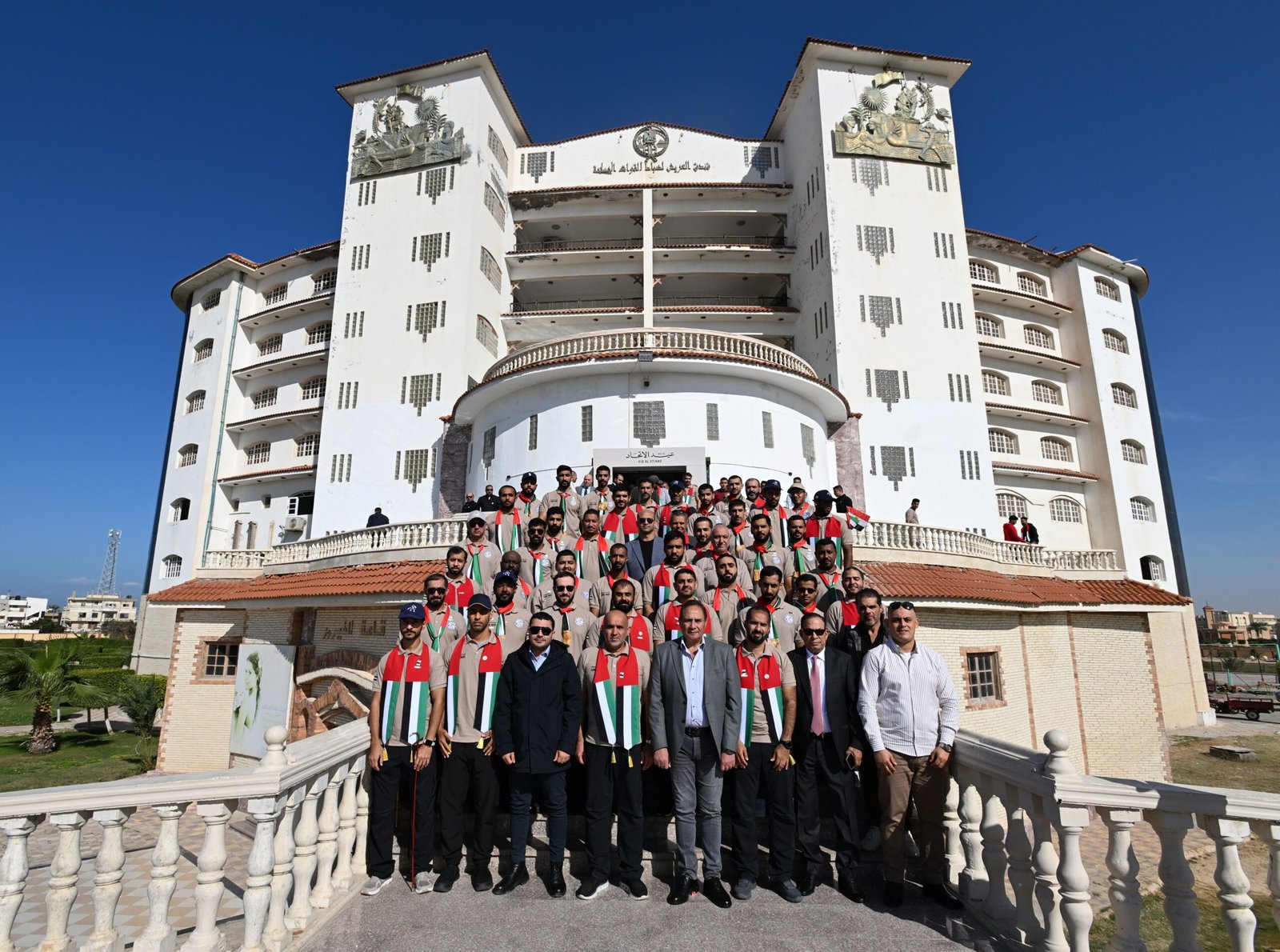 "الفارس الشهم 3" تحتفل بعيد الاتحاد الـ54 في العريش 1 "الفارس الشهم 3" تحتفل بعيد الاتحاد الـ54 في العريش