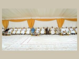 سعود بن صقر يقدم واجب العزاء في وفاة الشيخ عبد الرحمن بن علي النعيمي