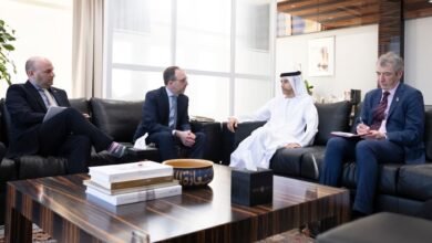 الإمارات وإيرلندا تبحثان تعزيز التعاون في المجالات المتعلقة بالقطاع المالي